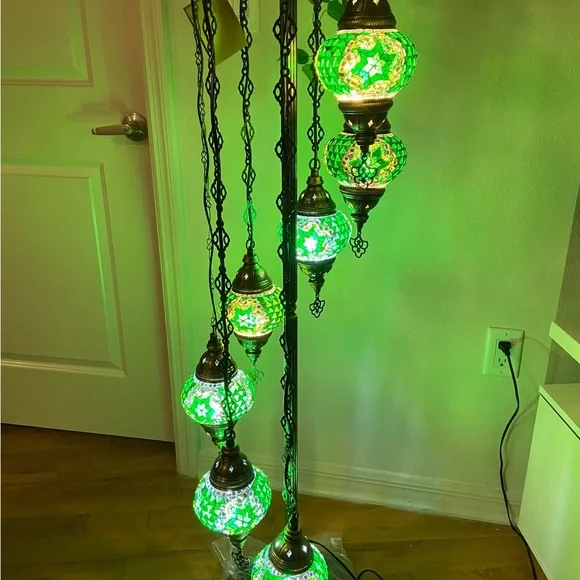 Turkish floor lamp 7 globes - Picture 3 of 4